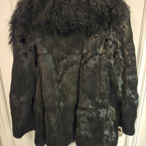 Black fur coat - Picture 7 of 8
